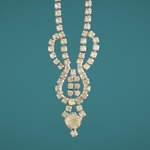 Beautiful Vintage Rhinestone Necklace